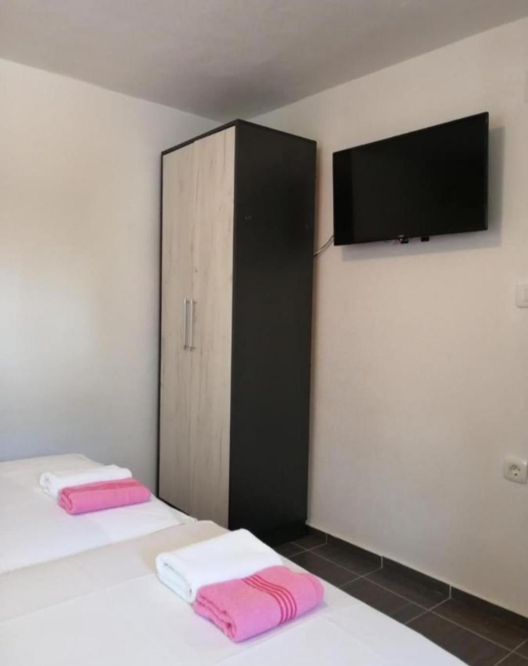 Sara Apartments Budva Pokoj fotografie